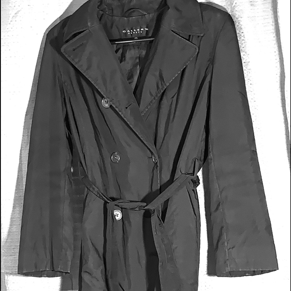 Gallery trench coat